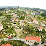 Semesterbostad Casa Da Ramada - Water Tank With Running Natural Spring Water - By Bedzy Braga