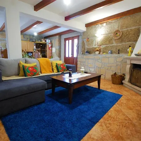 Дом отдыха Casa Da Ramada - Water Tank With Running Natural Spring Water - By Bedzy *