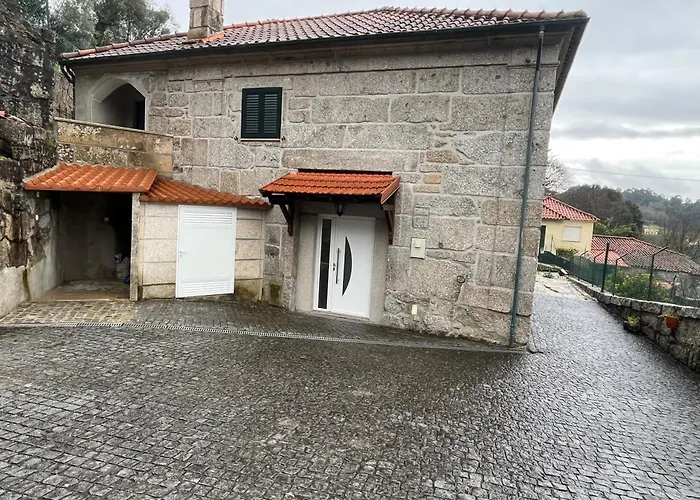 Casa Da Ramada - Water Tank With Running Natural Spring Water - By Bedzy *