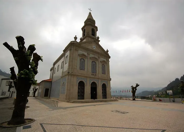 Casa Da Ramada - Water Tank With Running Natural Spring Water - By Bedzy 브라가