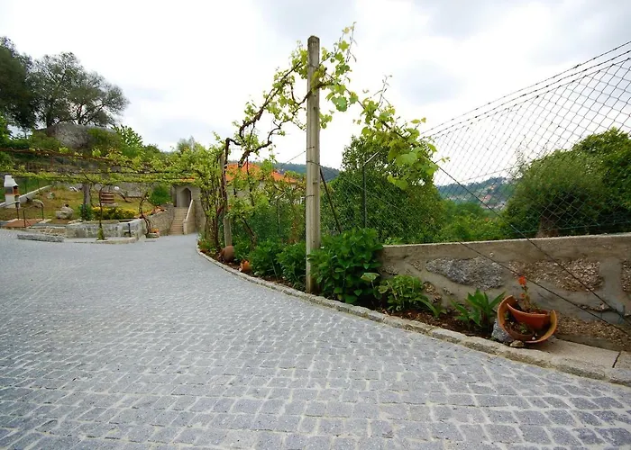 Casa Da Ramada - Water Tank With Running Natural Spring Water - By Bedzy 브라가